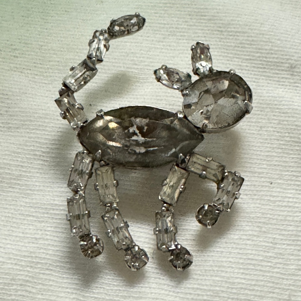 Brooch